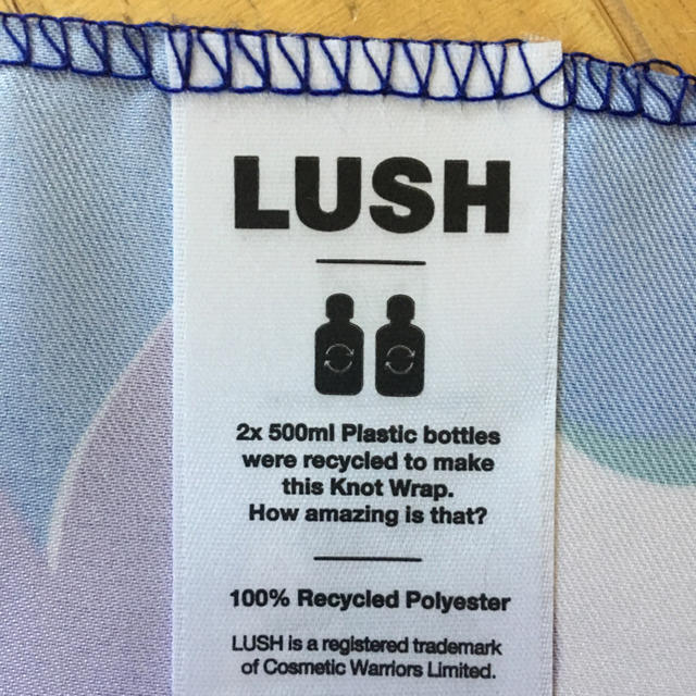 LUSH(ラッシュ)のLUSH 風呂敷 スカーフ レディースのファッション小物(バンダナ/スカーフ)の商品写真