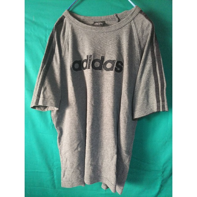 adidas(アディダス)の【ヴィンテージ】adidasアディダス ビックロゴ半袖Tシャツ  M グレー メンズのトップス(Tシャツ/カットソー(半袖/袖なし))の商品写真