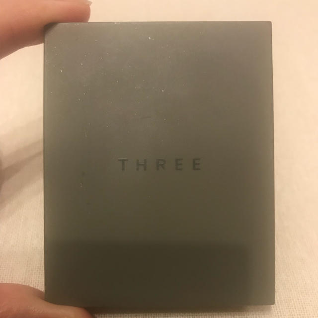 THREE(スリー)のTHREE スリー シマリンググローデュオ 01 コスメ/美容のベースメイク/化粧品(フェイスカラー)の商品写真