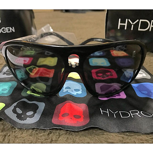 HYDROGEN(ハイドロゲン)の【超美品】ハイドロゲン サングラス イタリア ラグジュアリー オシャレ メンズのファッション小物(サングラス/メガネ)の商品写真