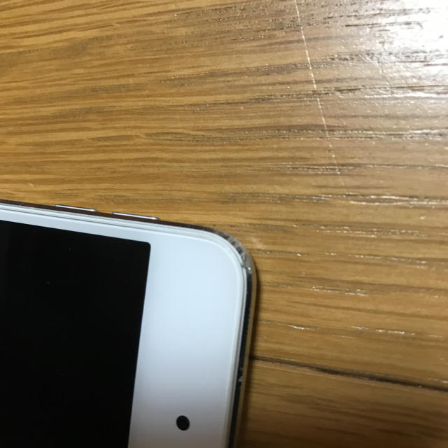 iPod touch(アイポッドタッチ)のiPod touch 5世代 スマホ/家電/カメラのオーディオ機器(ポータブルプレーヤー)の商品写真