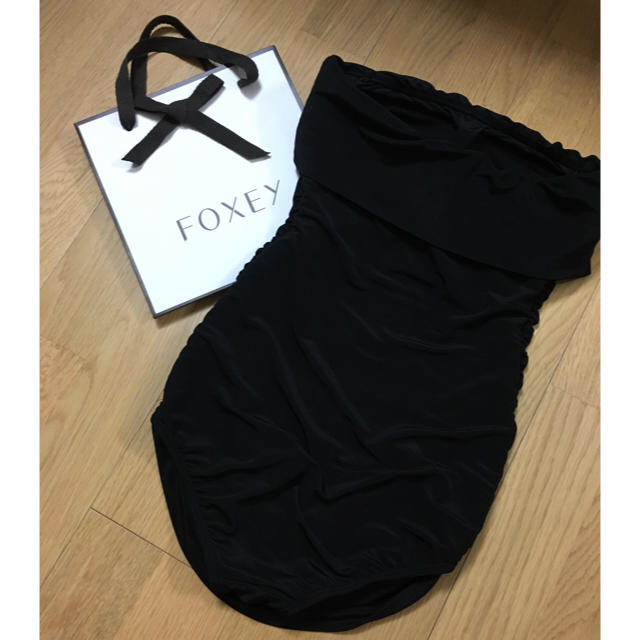 FOXEY(フォクシー)のFOXEY  水着  38 レディースの水着/浴衣(水着)の商品写真