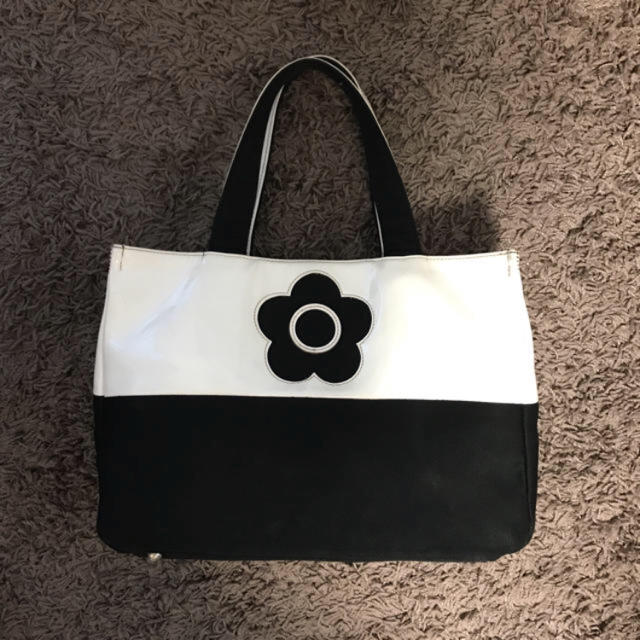 MARY QUANT(マリークワント)のマリークヮント/MARY QUANT▪️デイジーロゴバッグ レディースのバッグ(トートバッグ)の商品写真