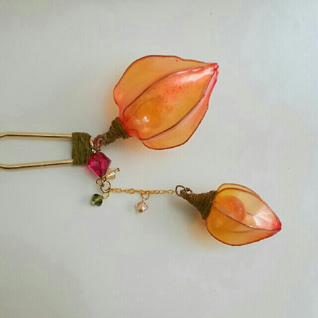 ◇鬼灯かんざし(緋)◇の通販 by いちご屋's shop|ラクマ ◇鬼灯かんざし(緋)◇の通販 by いちご屋's shop|ラクマ