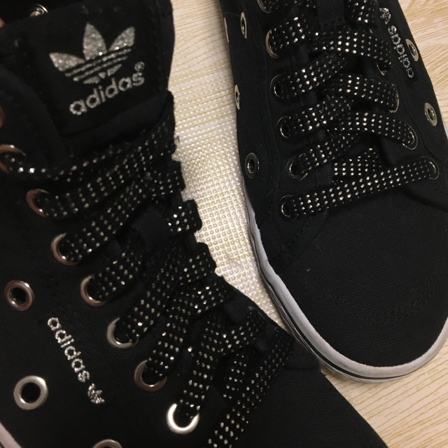 Adidas アディダス レディース ハイカット スニーカー 24cmの通販 By あや S Shop アディダスならラクマ Adidas アディダス レディース ハイカット スニーカー 24cmの通販 By あや S Shop アディダスならラクマ