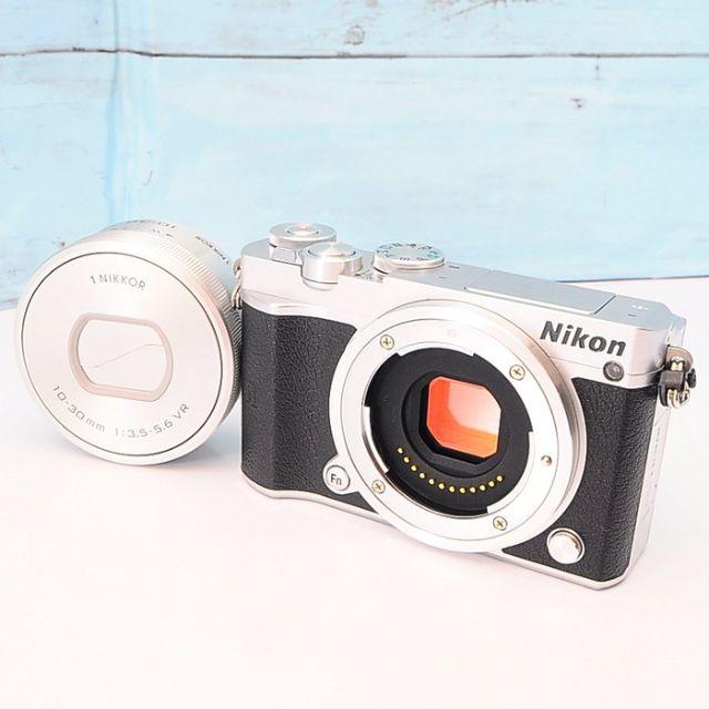 セルフィーOK 軽い 小さい 使いやすい Wi-Fi付き Nikon 1 J5