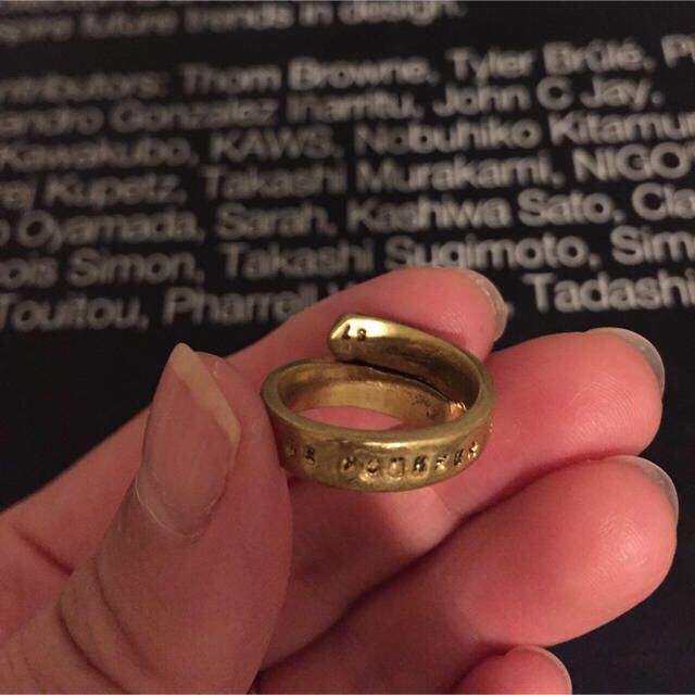 H.P.FRANCE(アッシュペーフランス)のセルジュトラヴァル SERGE THORAVAL 幸せの手錠 ゴールドリング レディースのアクセサリー(リング(指輪))の商品写真
