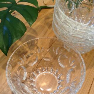 昭和レトロ　涼しげなガラスの器 ５個セット(食器)