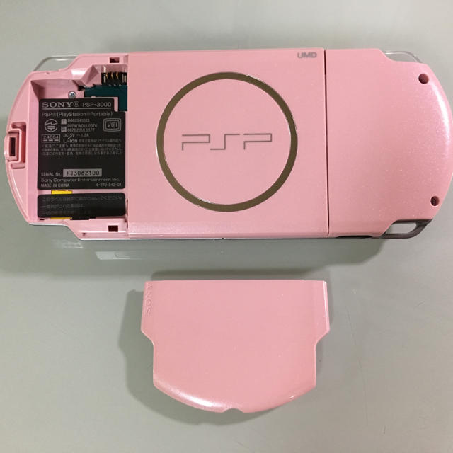 PlayStation Portable(プレイステーションポータブル)の美品 PSP-3000 ブロッサムピンク 限定版 エンタメ/ホビーのゲームソフト/ゲーム機本体(携帯用ゲーム機本体)の商品写真