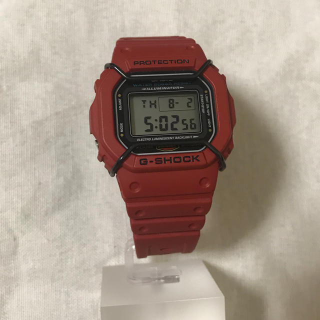 G-SHOCK DW-5600 レッド