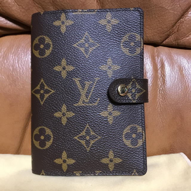 LOUIS VUITTON(ルイヴィトン)のルイヴィトン   手帳カバー  PM 新品 クリスマスプレゼントに インテリア/住まい/日用品の文房具(カレンダー/スケジュール)の商品写真