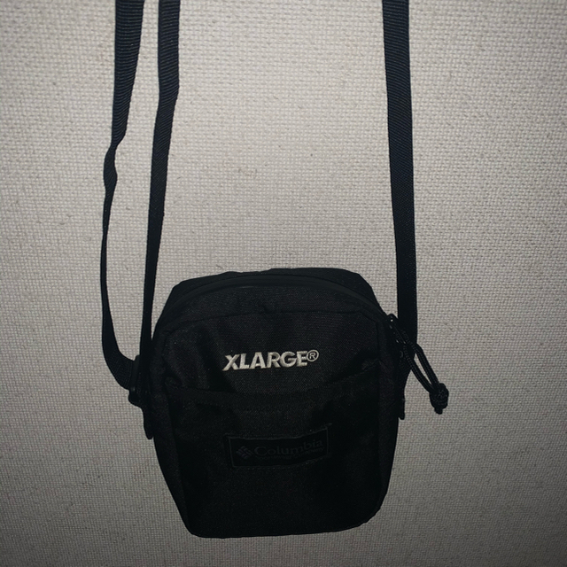 XLARGE(エクストララージ)のXLARGE×Columbia ショルダーバッグ 即完売激レア 送料込み 値下げ メンズのバッグ(ショルダーバッグ)の商品写真