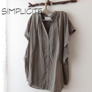 スピックアンドスパン(Spick & Span)のSIMPLICITE　シンプリシテェ　ソデヒラ　シャツ(シャツ/ブラウス(半袖/袖なし))