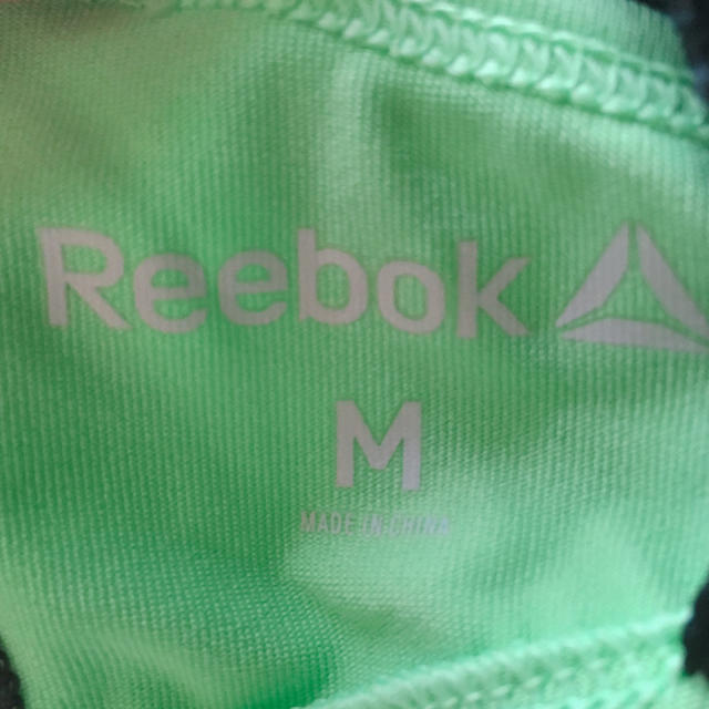 Reebok(リーボック)のリーボック☆ブラカップ付タンクトップ スポーツ/アウトドアのトレーニング/エクササイズ(トレーニング用品)の商品写真