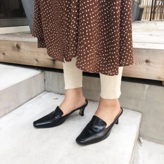 トゥデイフル(TODAYFUL)のtodayful Square Slide Loafers ローファーBLK36(ローファー/革靴)