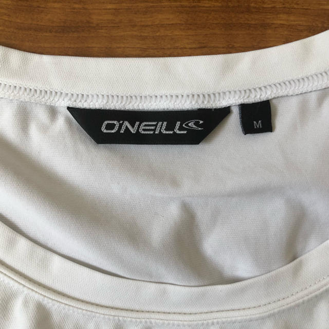 O'NEILL(オニール)のオニール 水着 ラッシュガード Tシャツ レディースM ホワイト レディースの水着/浴衣(水着)の商品写真