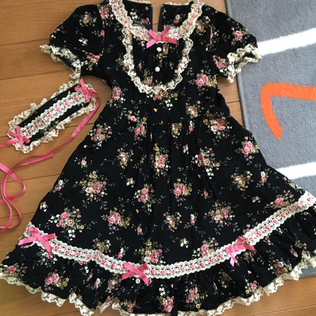 BODYLINE(ボディライン)のまち様専用 キッズ ロリータ ドレス パーティドレス 【130】 キッズ/ベビー/マタニティのキッズ服女の子用(90cm~)(ドレス/フォーマル)の商品写真