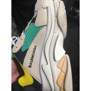 バレンシアガ(Balenciaga)の最終値下げ balenciaga triples 42 バレンシアガ (スニーカー)