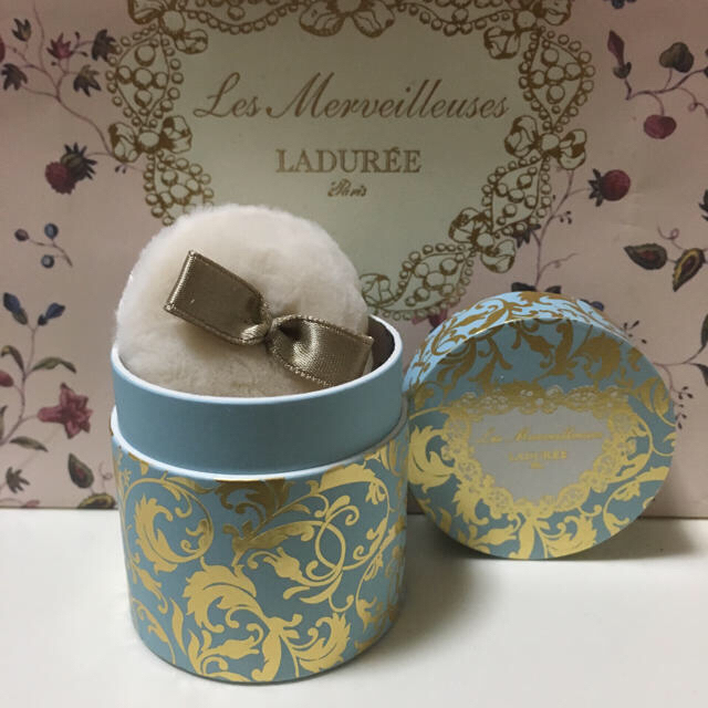 Les Merveilleuses LADUREE(レメルヴェイユーズラデュレ)の専用ページ  ローズミスト 1499円 コスメ/美容のベースメイク/化粧品(チーク)の商品写真