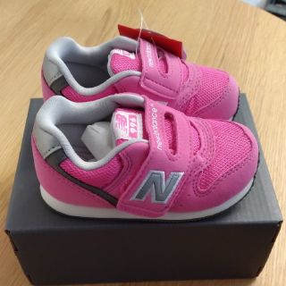 ニューバランス(New Balance)のニューバランス ベビー スニーカー
14.0cm マゼンタピンク
(スニーカー)