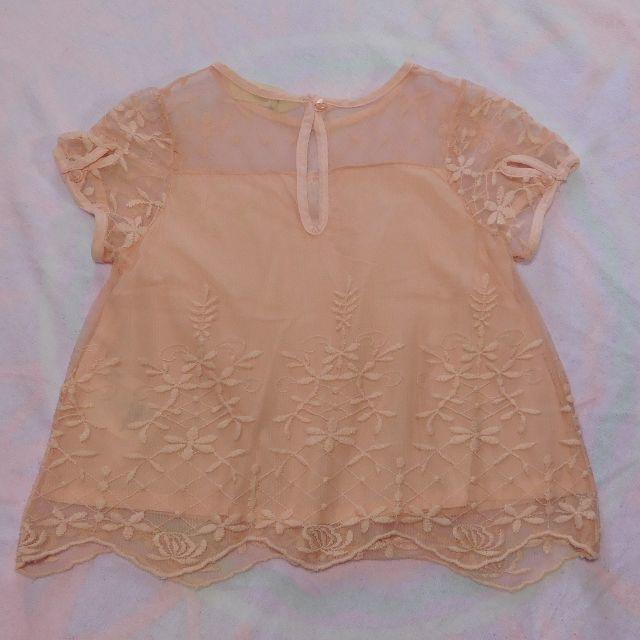 H&M(エイチアンドエム)の【H&M】レーストップス・110cm キッズ/ベビー/マタニティのキッズ服女の子用(90cm~)(ブラウス)の商品写真