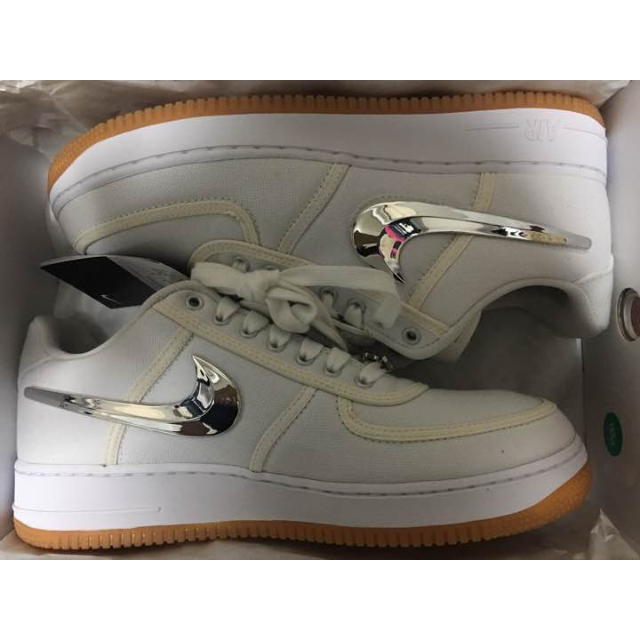 NIKE AIR FORCE 1 LOW TRAVIS SCOTT 28cm メンズの靴/シューズ(スニーカー)の商品写真