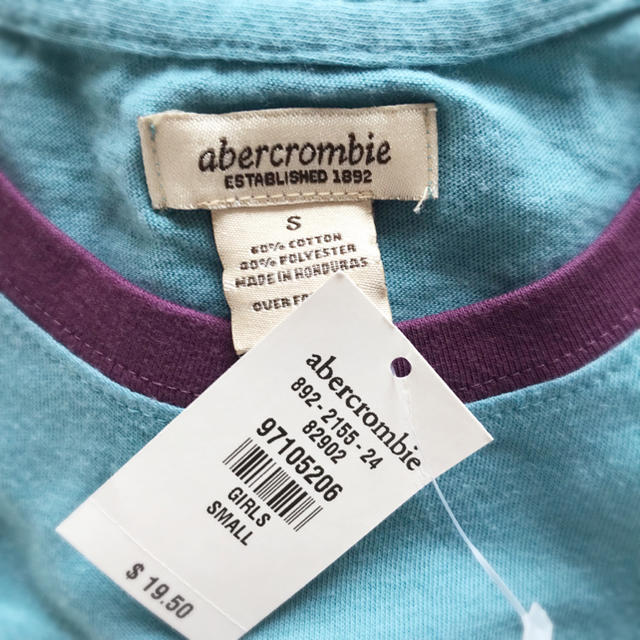 Abercrombie&Fitch(アバクロンビーアンドフィッチ)のアバクロキッズTシャツ＊3枚セット キッズ/ベビー/マタニティのキッズ服女の子用(90cm~)(Tシャツ/カットソー)の商品写真