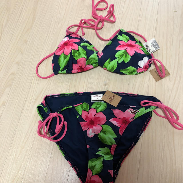 Hollister(ホリスター)のホリスター ビキニ レディースの水着/浴衣(水着)の商品写真