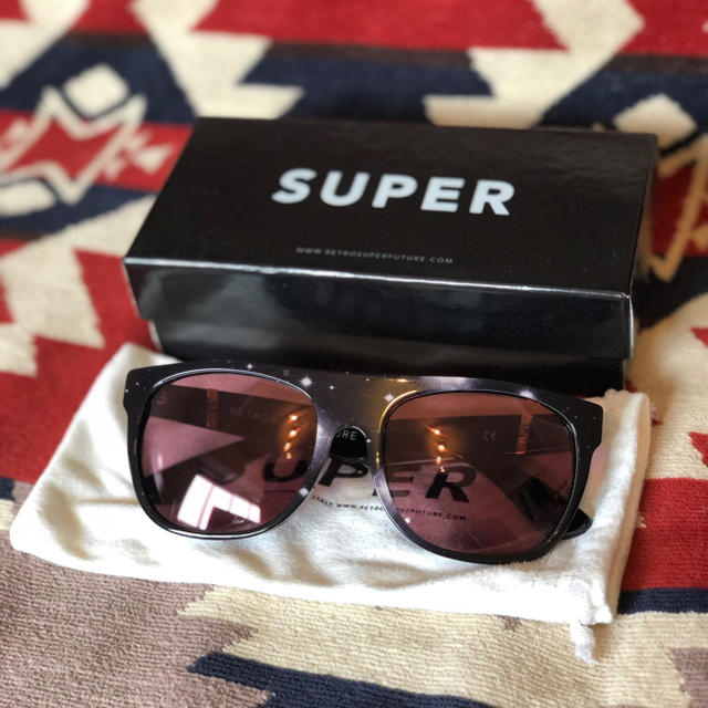 SUPER(スーパー)のSUPER サングラス カニエウエスト 送料無料 メンズのファッション小物(サングラス/メガネ)の商品写真