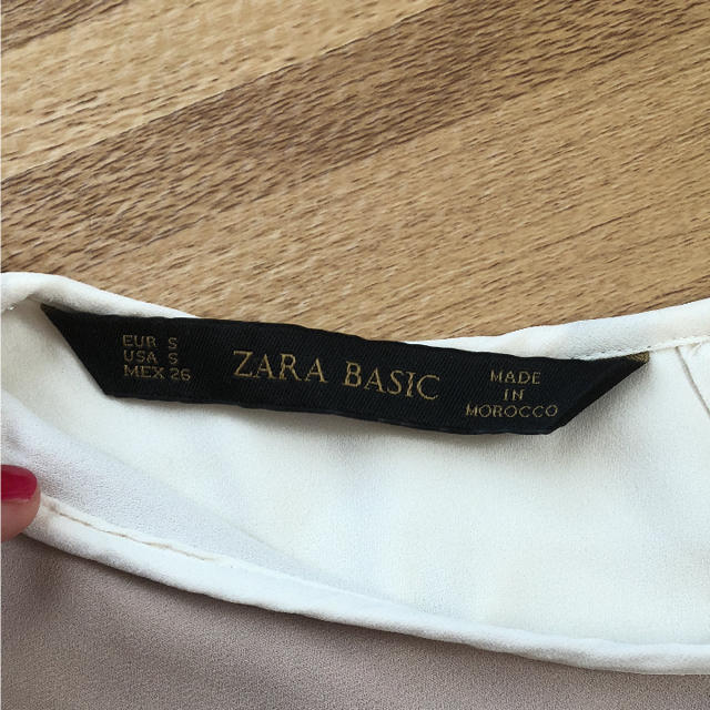 ZARA(ザラ)のザラ トップス レディースのトップス(シャツ/ブラウス(半袖/袖なし))の商品写真