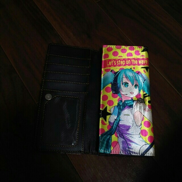 初音ミク 財布  エンタメ/ホビーのアニメグッズ(その他)の商品写真