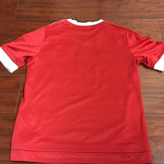 adidas(アディダス)のアディダス マンチェスター 150 キッズ/ベビー/マタニティのキッズ服男の子用(90cm~)(Tシャツ/カットソー)の商品写真