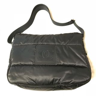 シャネル(CHANEL)のCHANEL シャネル★ほぼ新品 レア！ ココマーク メッセンジャー (メッセンジャーバッグ)