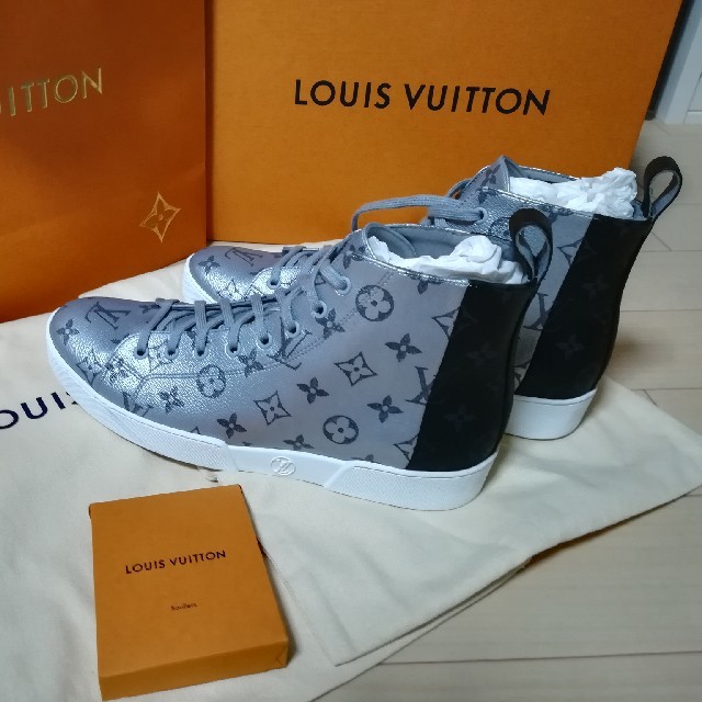 新作完売22SSヴィトンLVトレイナー スニーカー7LOUIS VUITTON