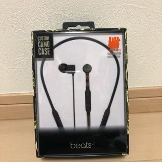 アンディフィーテッド(UNDEFEATED)のundefeated  beats イヤフォン(ヘッドフォン/イヤフォン)