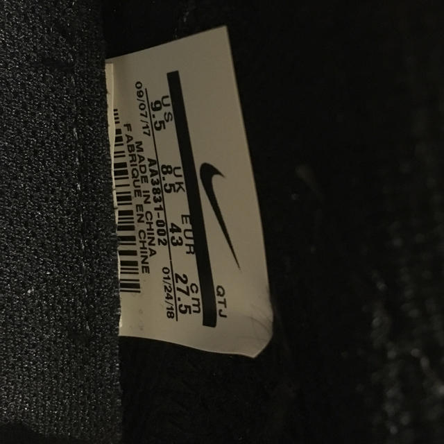 NIKE(ナイキ)の新品国内正規品 off white vapor max 27.5cm 黒 メンズの靴/シューズ(スニーカー)の商品写真