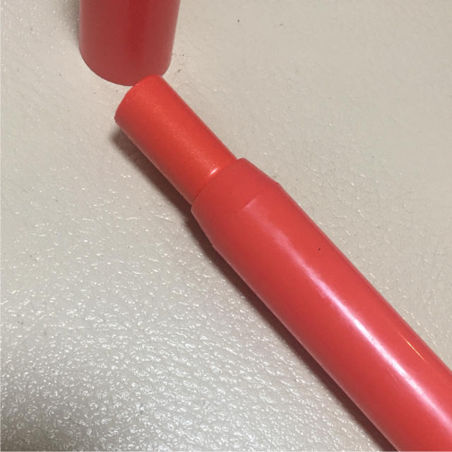 REVLON(レブロン)の✨レブロン✨オレンジリップ🍊バーム スティン🍊リップバーム コスメ/美容のベースメイク/化粧品(口紅)の商品写真