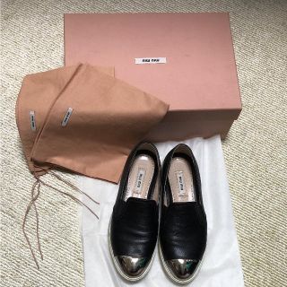 MIU MIU(スリッポン/モカシン)のフリマアイテム一覧 MIU MIU(スリッポン/モカシン)のフリマアイテム一覧