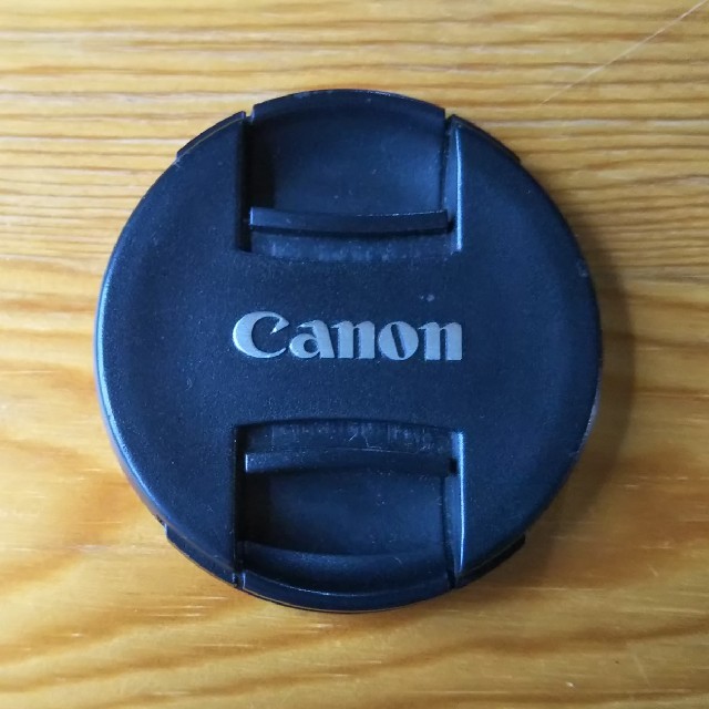 キヤノン Canon  カメラレンズキャップ 52mm スマホ/家電/カメラのカメラ(その他)の商品写真