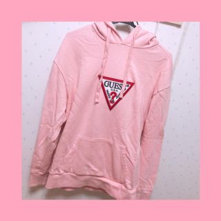 ゲス(GUESS)のguess ゲス ピンクトレーナー ＊今なら値下げ可能(パーカー)