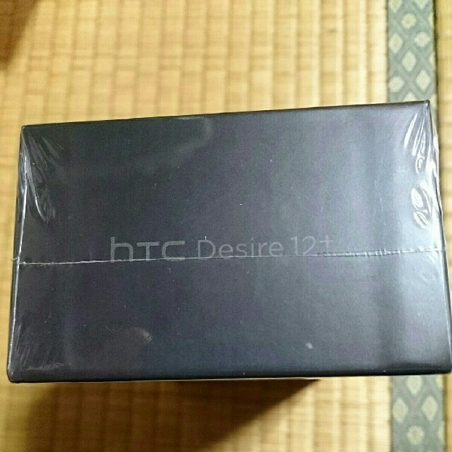 HTC(ハリウッドトレーディングカンパニー)の未開封 新品 HTC Desire12+ SIMフリー スマホ/家電/カメラのスマートフォン/携帯電話(スマートフォン本体)の商品写真