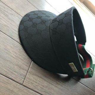 グッチ(Gucci)のGUCCI サンバイザー Sサイズ ブラック グッチ (キャップ)