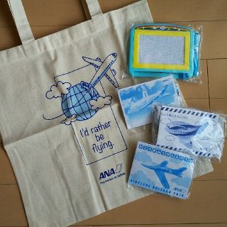 エーエヌエー(ゼンニッポンクウユ)(ANA(全日本空輸))のANAグッズ【非売品5点セット】トートバッグ・お絵かきボード・飛行機風船(ノベルティグッズ)