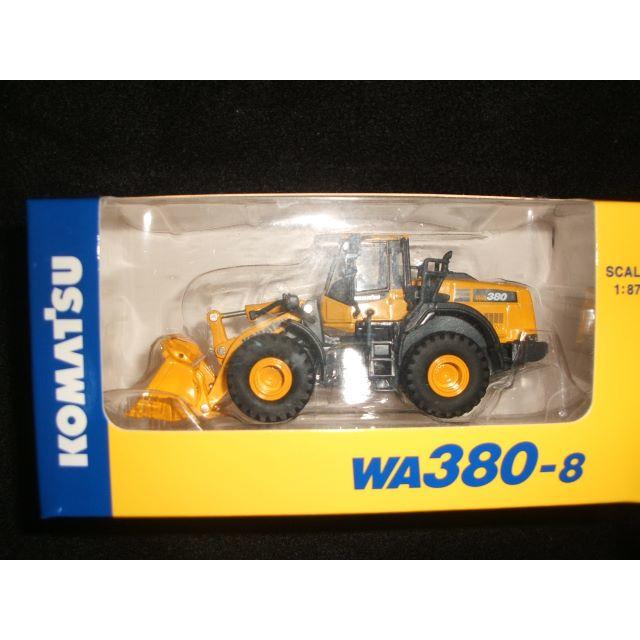 コマツ ホイールローダーミニチュア「WA380-8」の通販 by riru's コマツ ホイールローダーミニチュア「WA380-8」の通販 by riru's