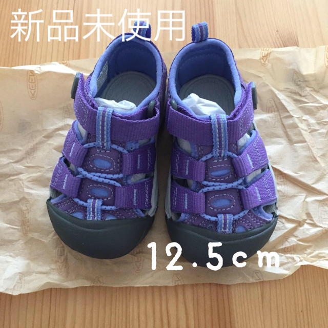 KEEN(キーン)の新品未使用 KEEN サンダル キッズ/ベビー/マタニティのベビー靴/シューズ(~14cm)(サンダル)の商品写真