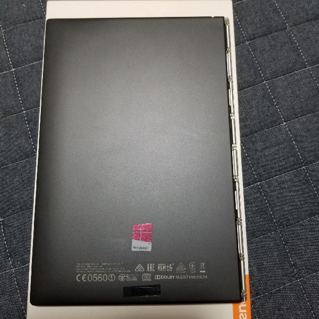 Lenovo(レノボ)のYOGA BOOK with windows スマホ/家電/カメラのPC/タブレット(ノートPC)の商品写真