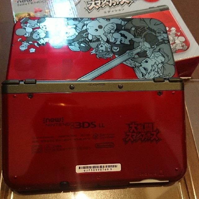 ニンテンドー3DS(ニンテンドー3DS)のニンテンドー3DS LL 大乱闘スマッシュブラザーズエディション エンタメ/ホビーのゲームソフト/ゲーム機本体(携帯用ゲームソフト)の商品写真