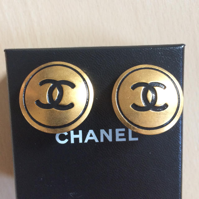 CHANELイヤリング