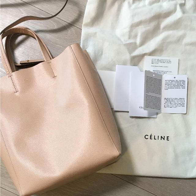 celine(セリーヌ)の今月末で取り下げ 最終値下げ セリーヌ カバ スモール レディースのバッグ(トートバッグ)の商品写真