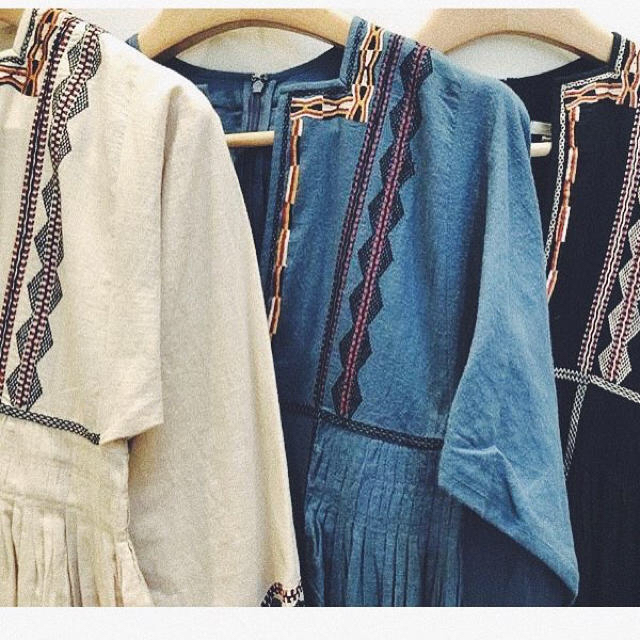 Isabel Marant(イザベルマラン)の《新品》イザベルマラン エトワール。刺繍ワンピース レディースのワンピース(ロングワンピース/マキシワンピース)の商品写真